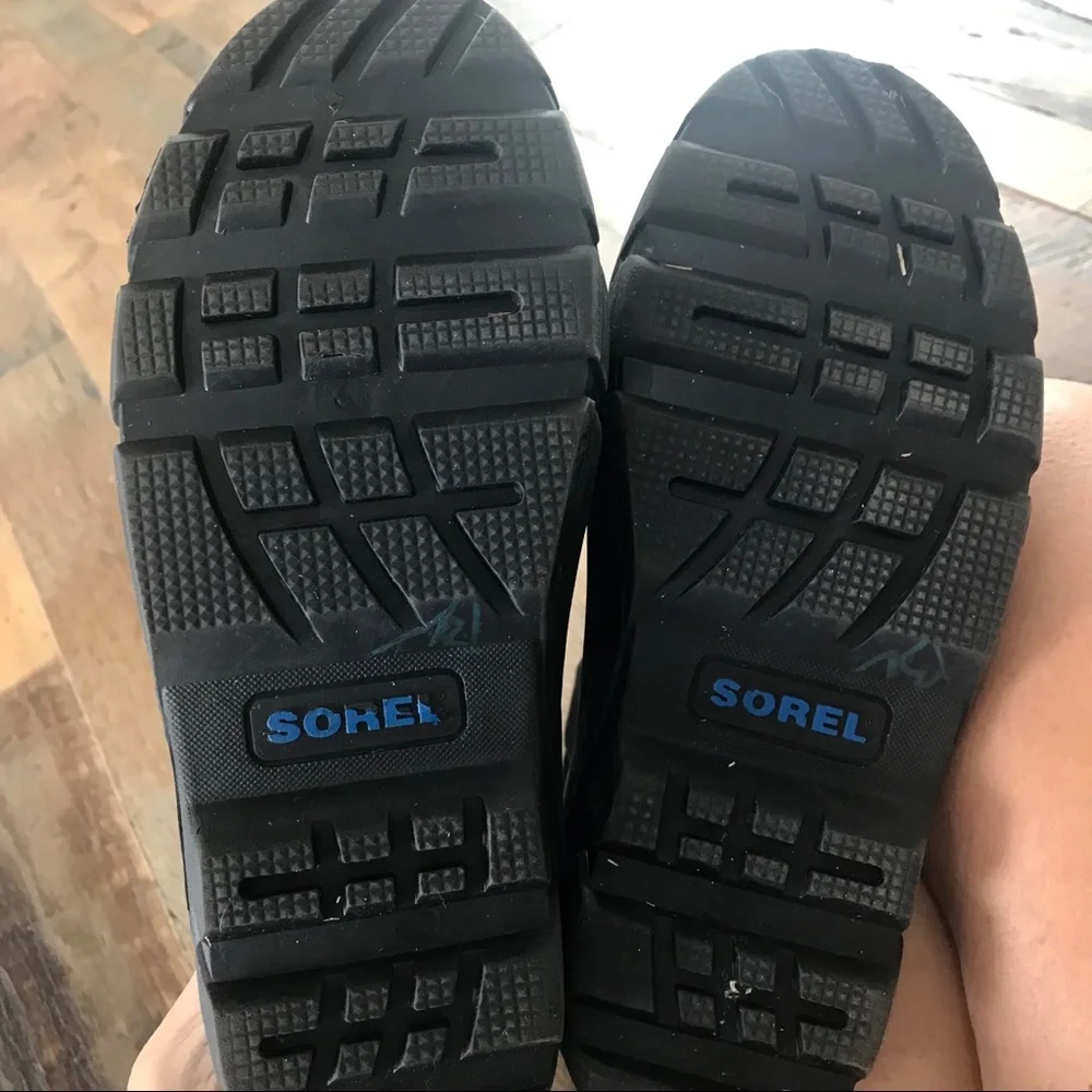 Sorel winter snow boots boy 2